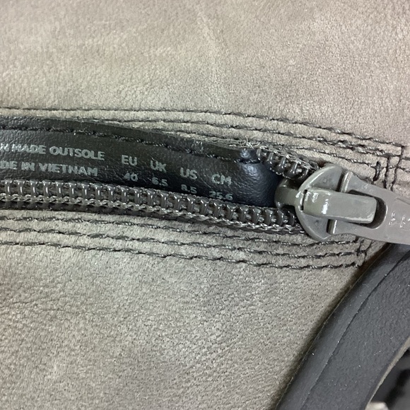 Vagabond Chunky Grace Nubuck Leather Chelsea Platform Heeled Ankle Boots - Picture 11 of 12